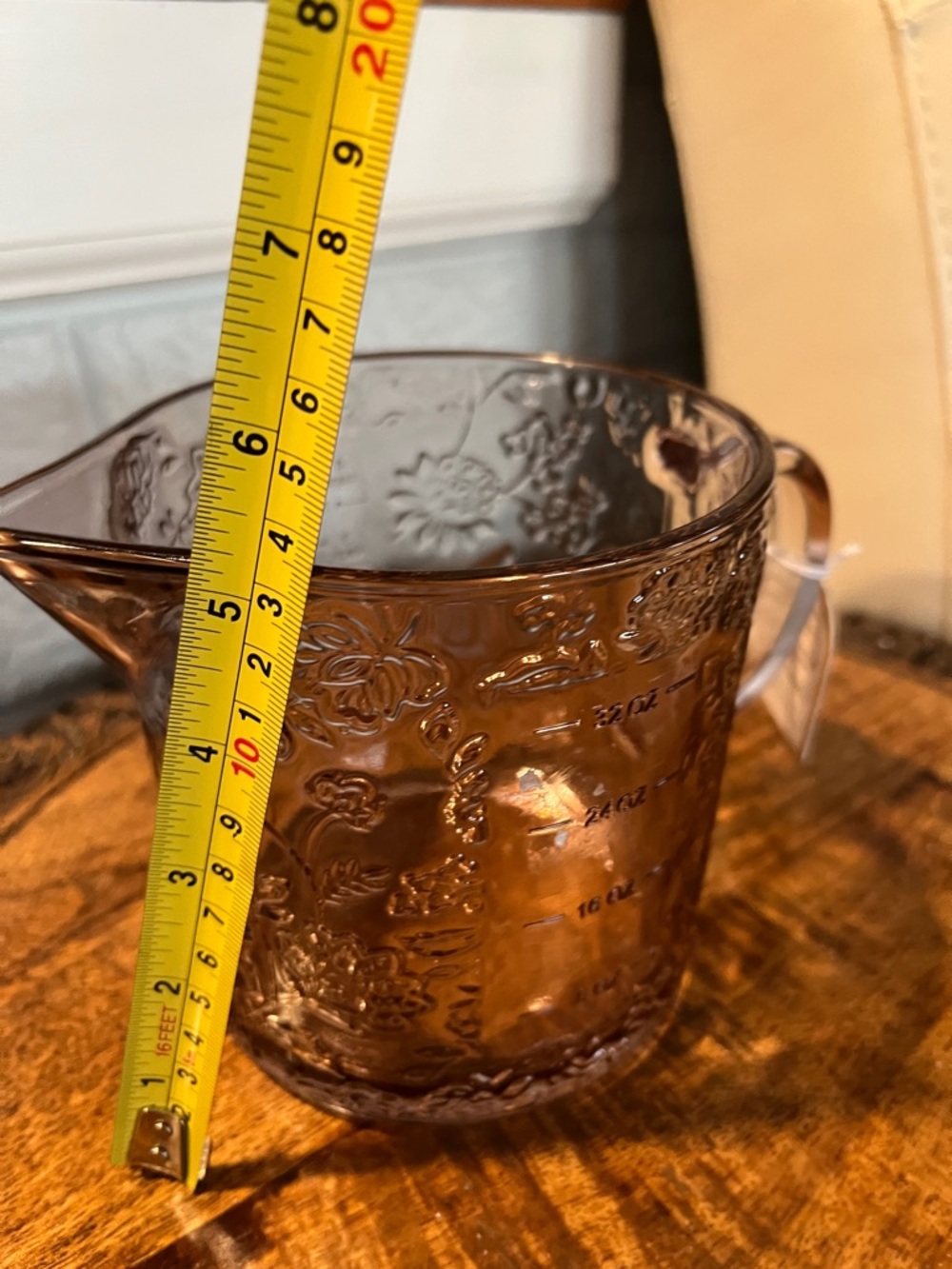 Vintage-Style Amber Glass Measuring Pitcher with Floral Embossing - Picture 14 of 16